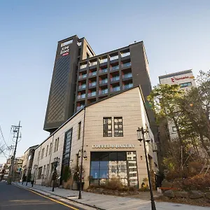 Junibino Hongdae Hotel